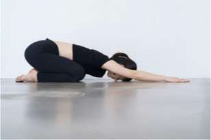 頭痛や肩こりに効くストレッチ